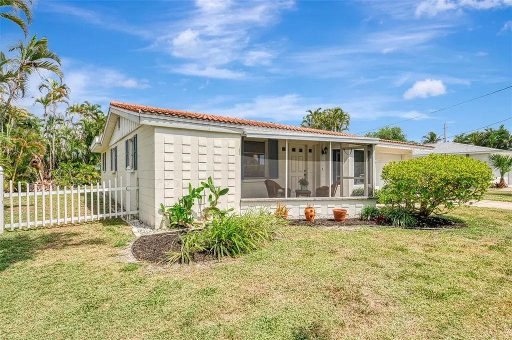 201 Lyons Bay Road Nokomis FL 34275