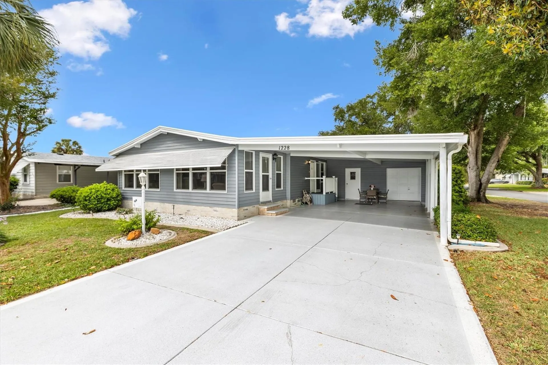 1228 Palmetto Drive The Villages FL 32159
