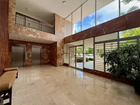 40 Calle 10 Guaynabo PR 00969