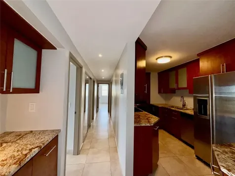 40 Calle 10 Guaynabo PR 00969