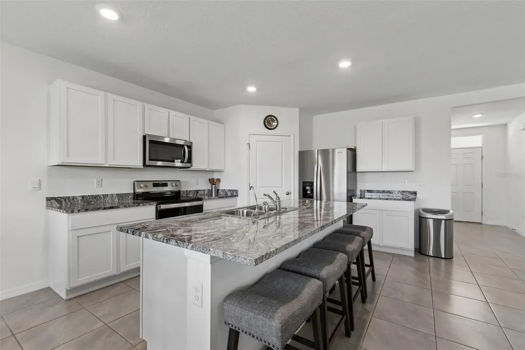 3406 Grassy Knoll Court Plant City FL 33565
