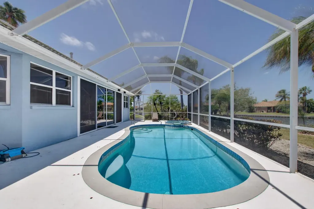 6119 9th Avenue Circle NE Bradenton FL 34212