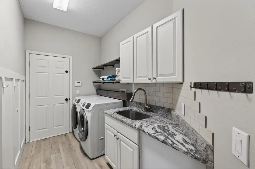 6119 9th Avenue Circle NE Bradenton FL 34212