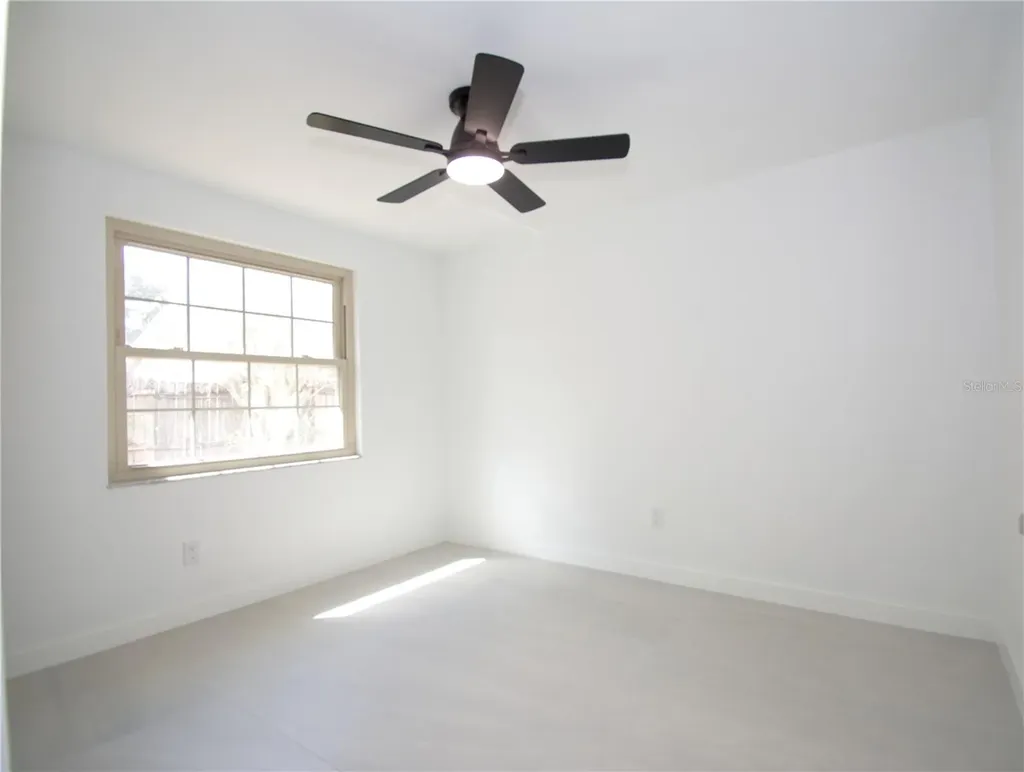 9409 Lonsdale Court Tampa FL 33615