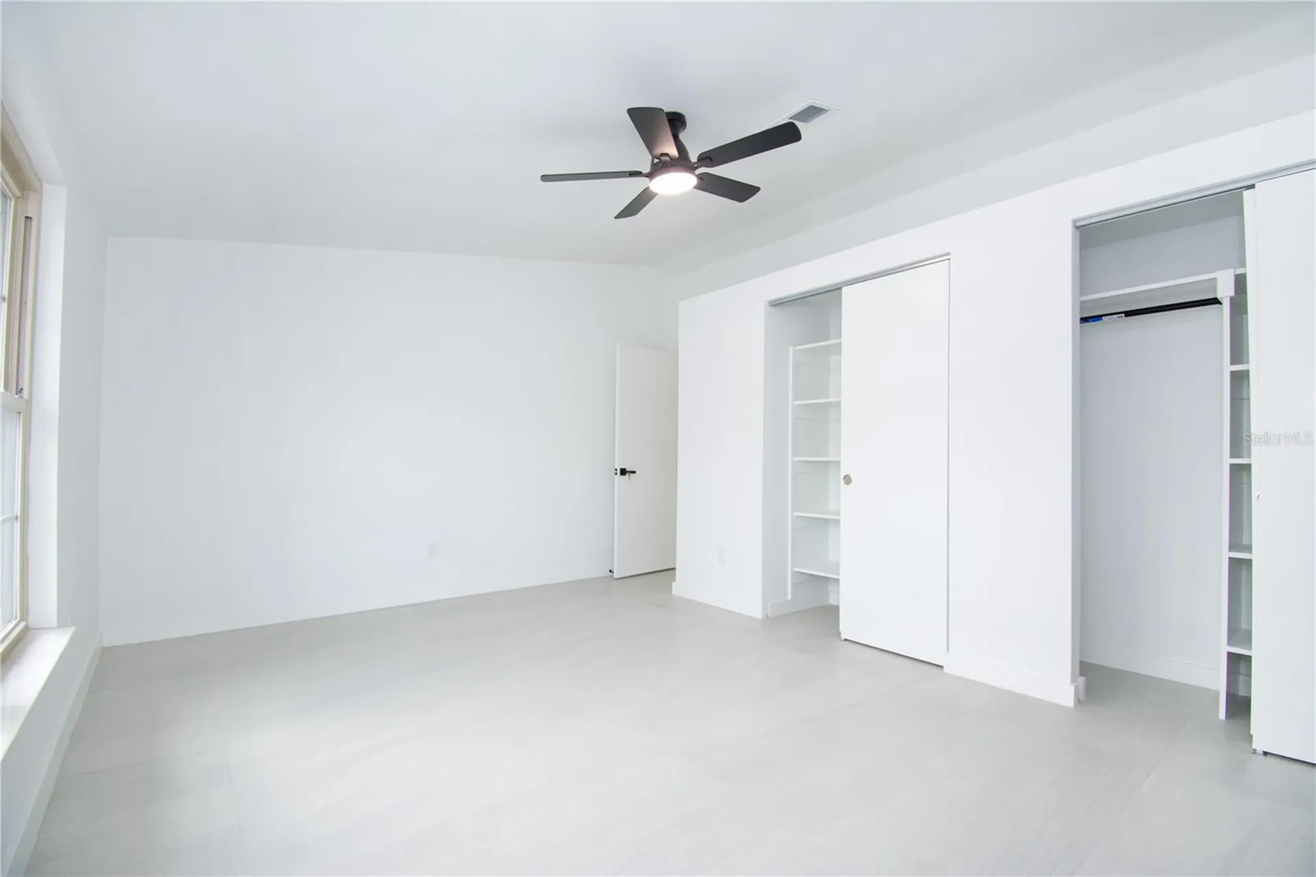 9409 Lonsdale Court Tampa FL 33615