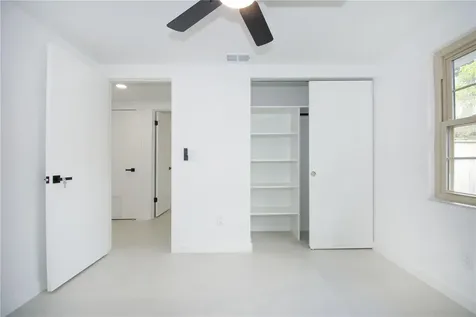 9409 Lonsdale Court Tampa FL 33615