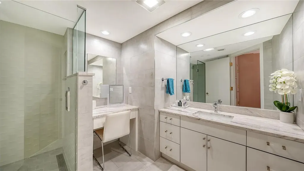 1241 Gulf Of Mexico Drive Longboat Key FL 34228