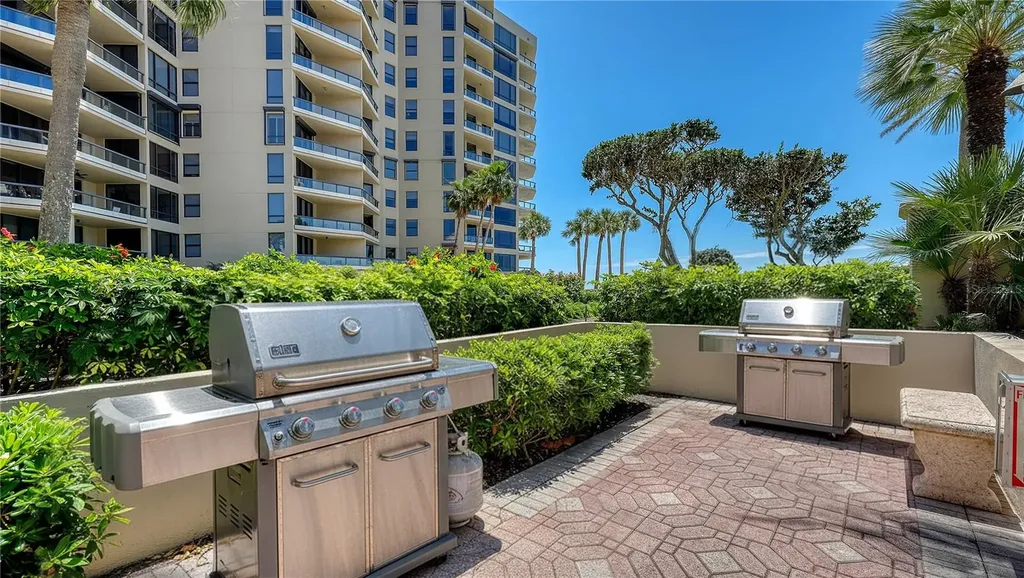 1241 Gulf Of Mexico Drive Longboat Key FL 34228