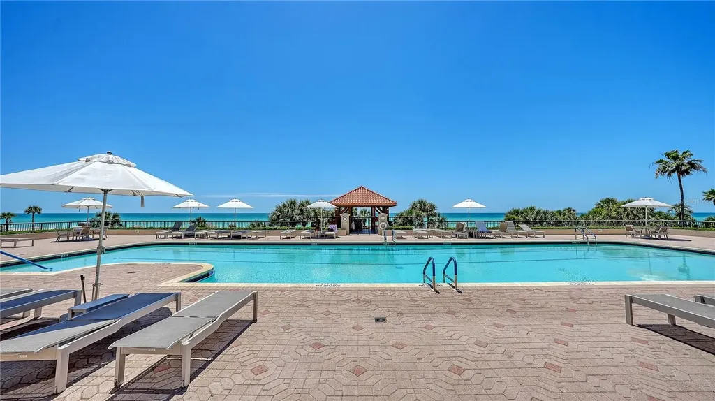 1241 Gulf Of Mexico Drive Longboat Key FL 34228