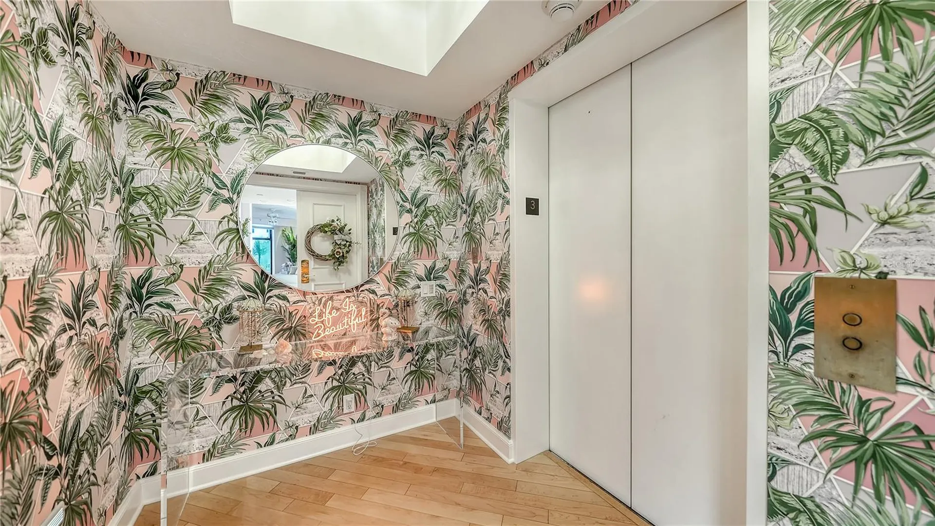 1241 Gulf Of Mexico Drive Longboat Key FL 34228
