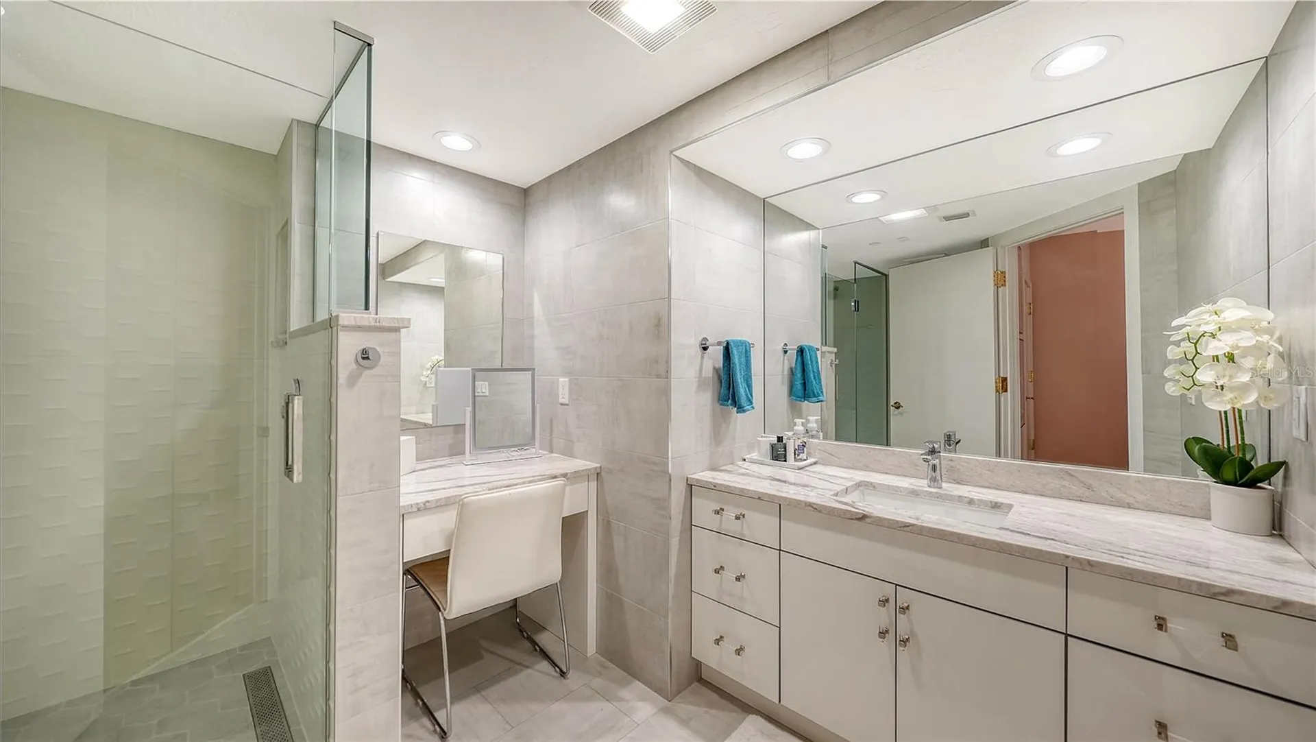 1241 Gulf Of Mexico Drive Longboat Key FL 34228