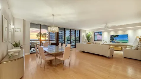 1241 Gulf Of Mexico Drive Longboat Key FL 34228