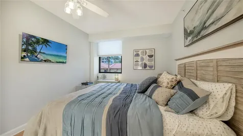 1241 Gulf Of Mexico Drive Longboat Key FL 34228