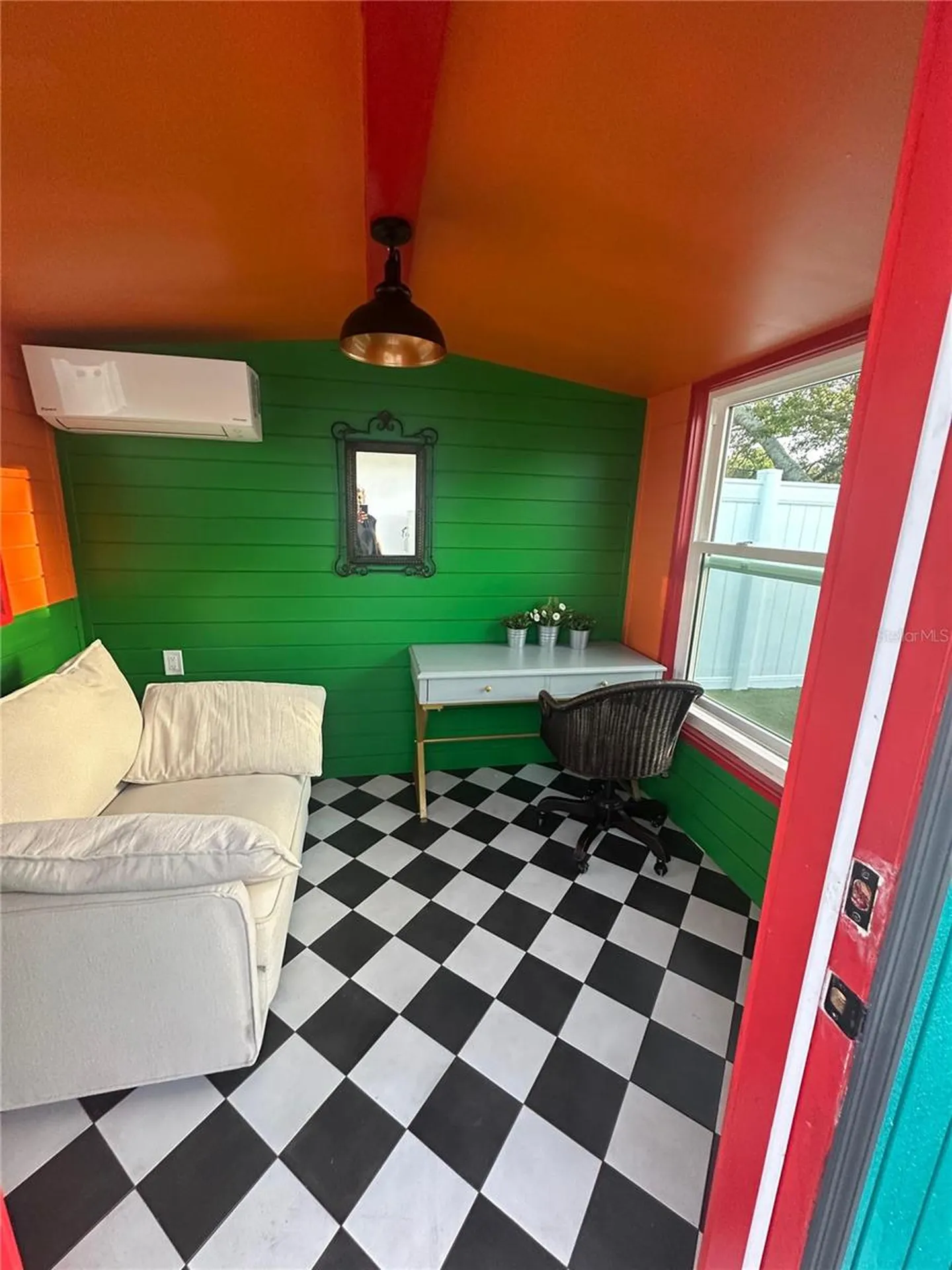905 Patricia Avenue Dunedin FL 34698