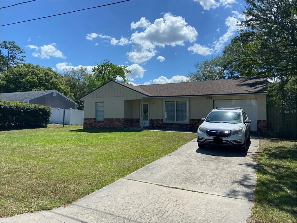 Deltona FL 32738