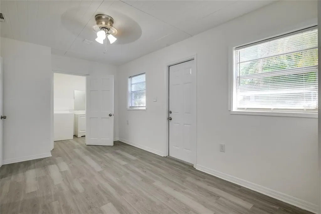 1709 W Comanche Avenue Tampa FL 33603