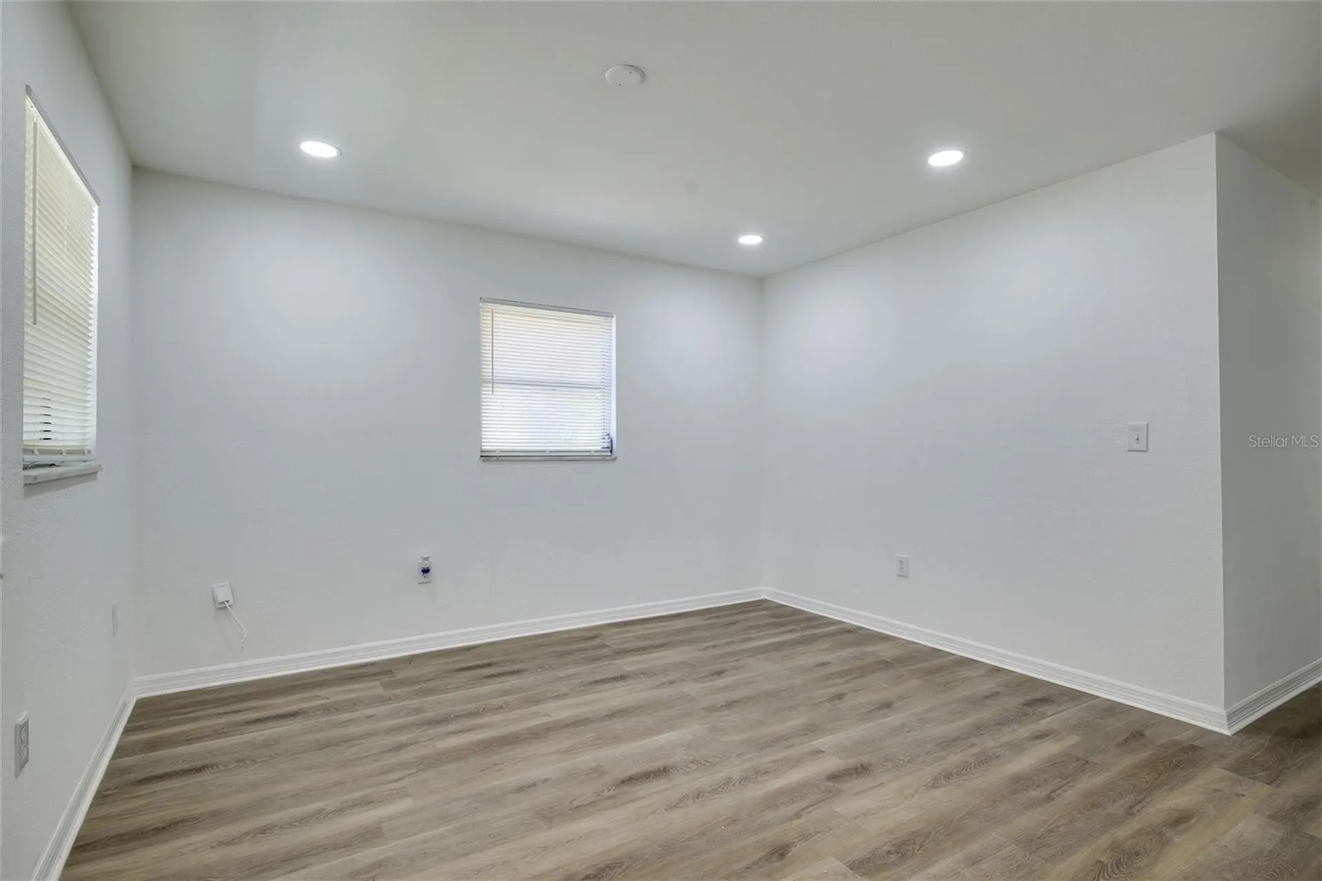 1709 W Comanche Avenue Tampa FL 33603