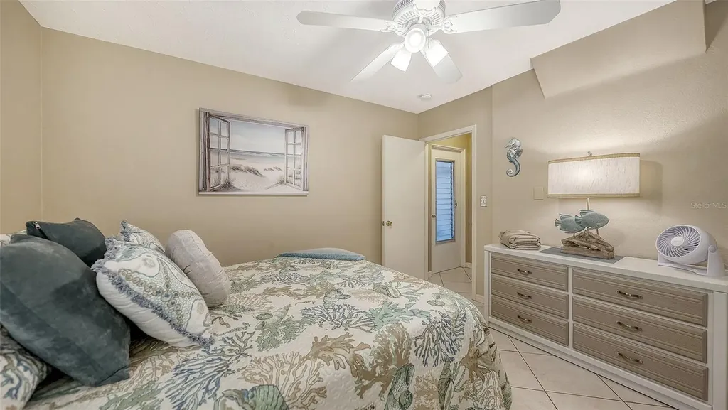 3537 S School Avenue Sarasota FL 34239