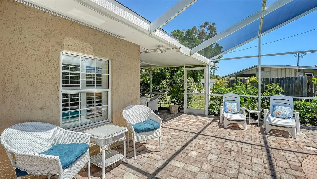 3537 S School Avenue Sarasota FL 34239