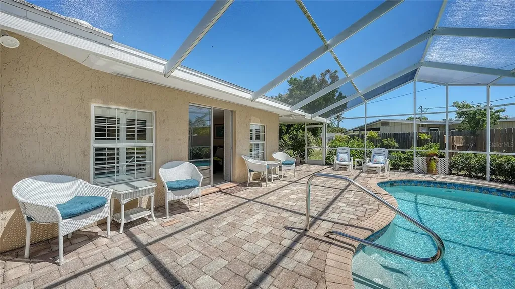 3537 S School Avenue Sarasota FL 34239