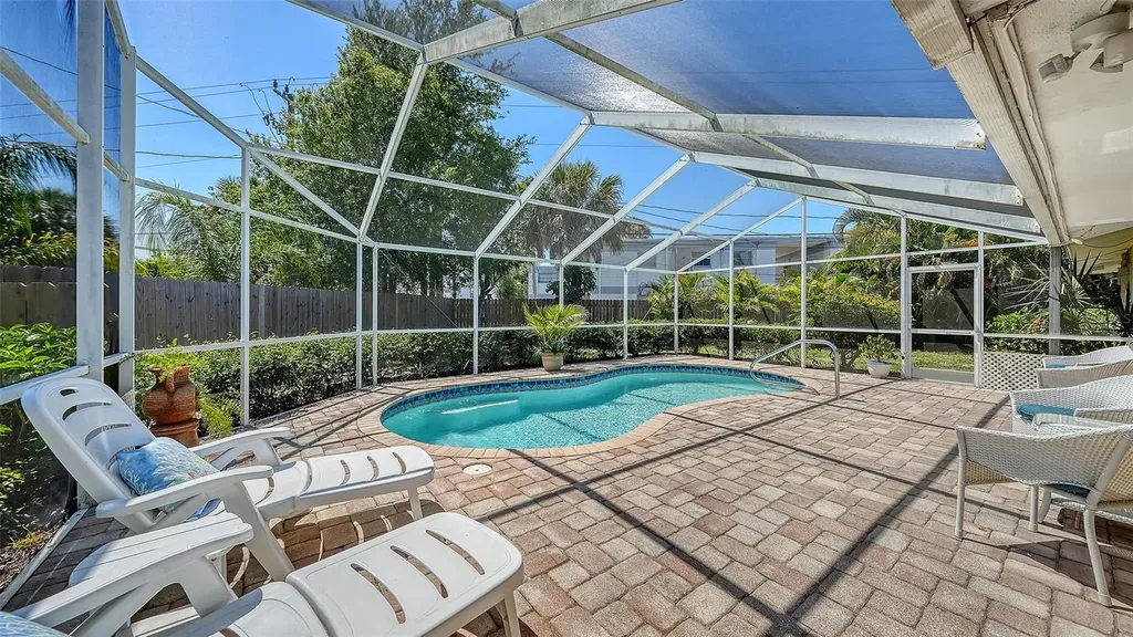 3537 S School Avenue Sarasota FL 34239