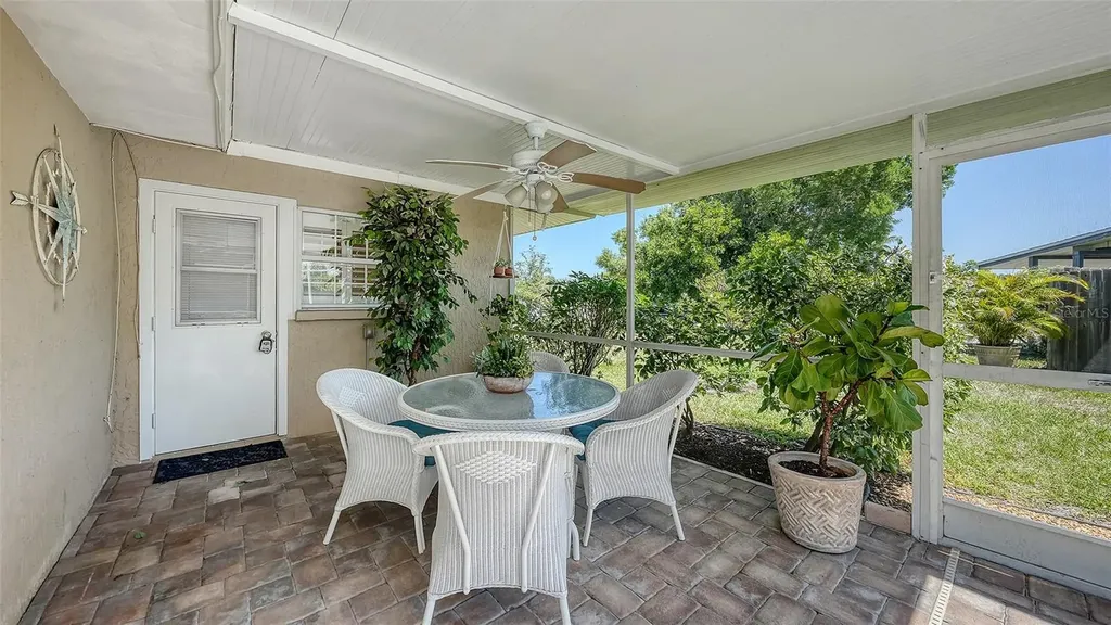 3537 S School Avenue Sarasota FL 34239