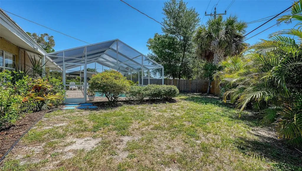 3537 S School Avenue Sarasota FL 34239