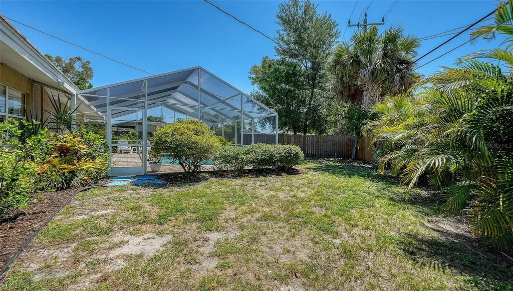 3537 S School Avenue Sarasota FL 34239