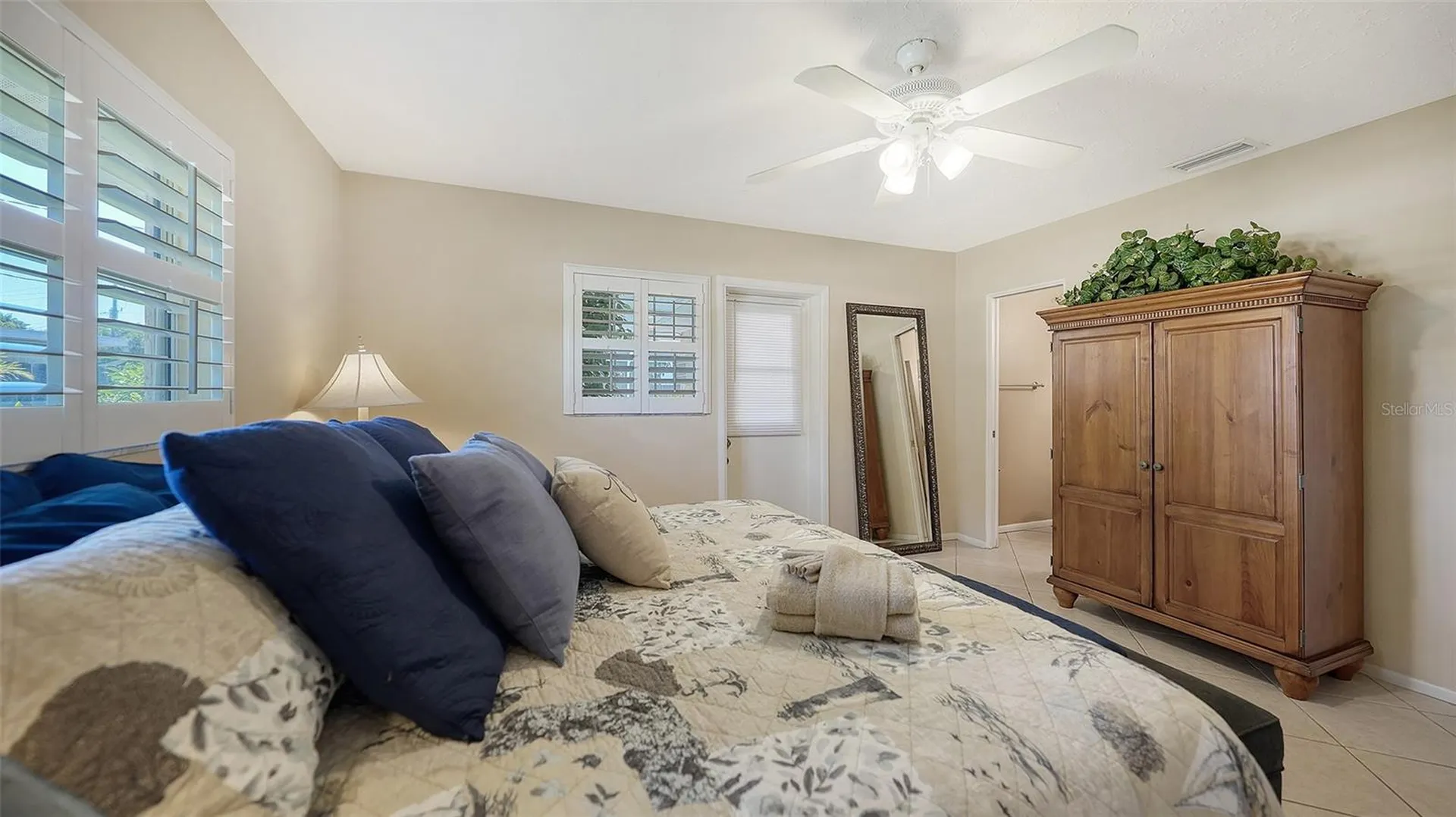 3537 S School Avenue Sarasota FL 34239