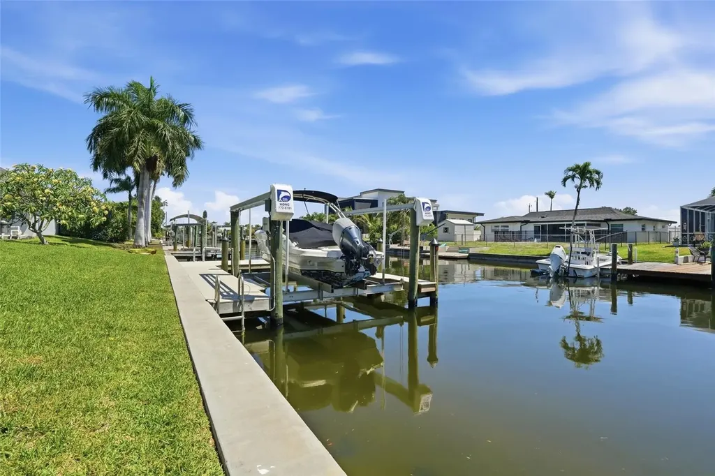 4925 Sorrento Court Cape Coral FL 33904