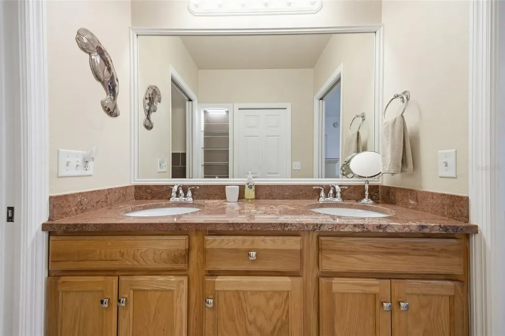 1638 Seascape Circle Tarpon Springs FL 34689