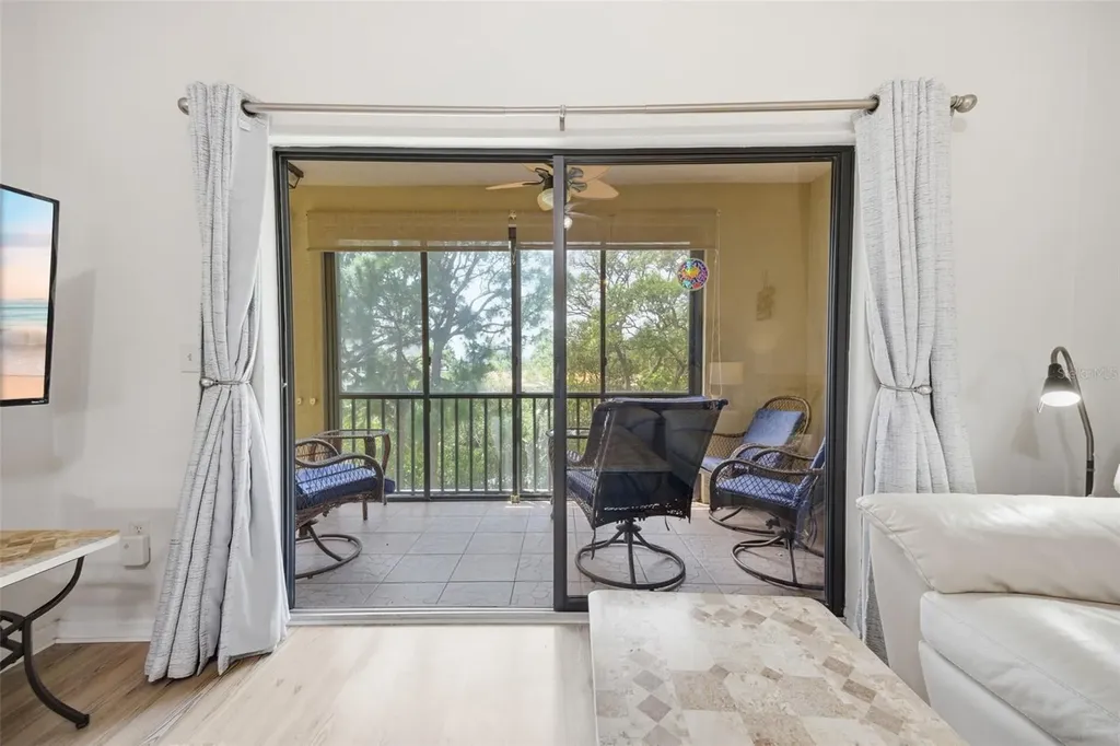 1638 Seascape Circle Tarpon Springs FL 34689