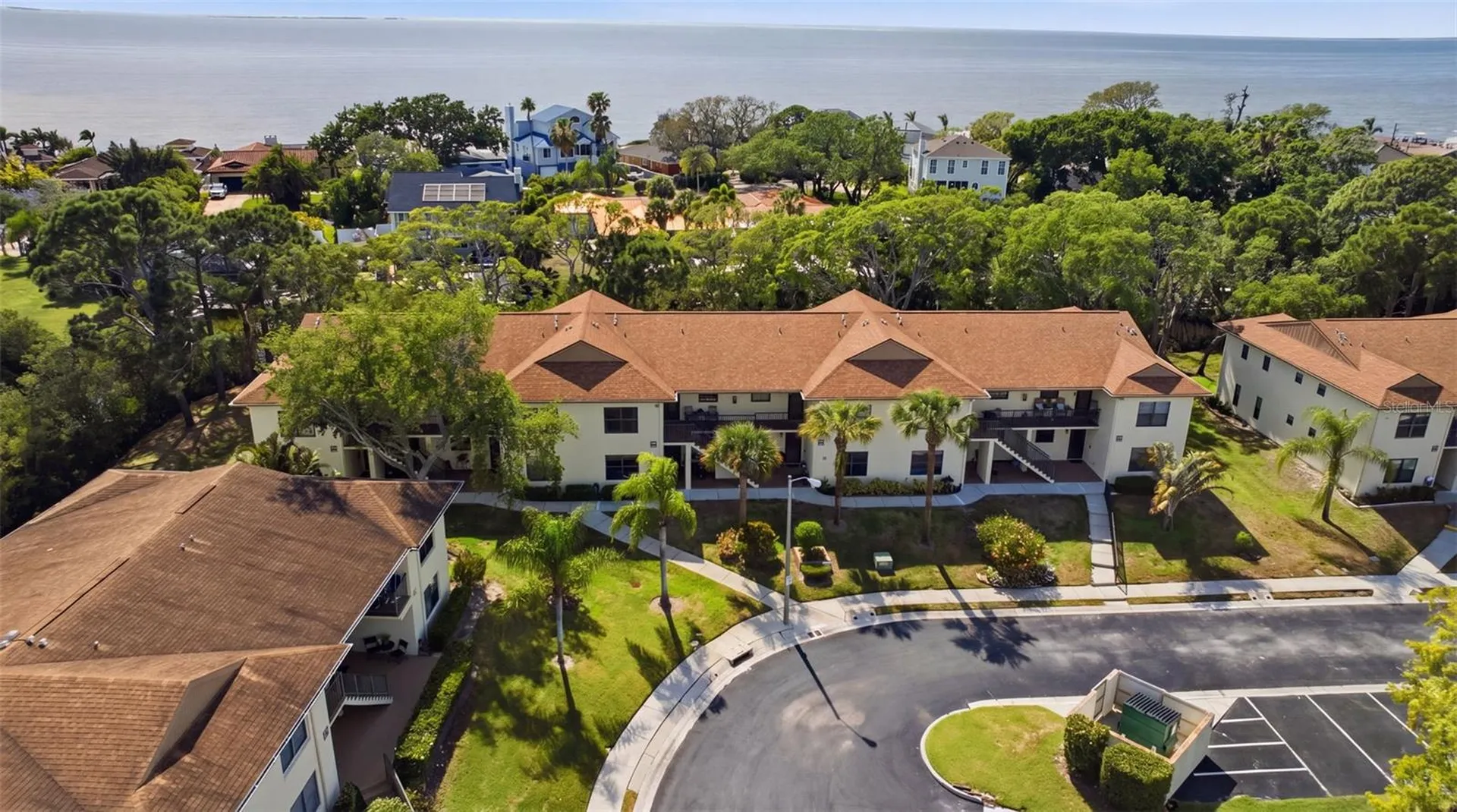 1638 Seascape Circle Tarpon Springs FL 34689