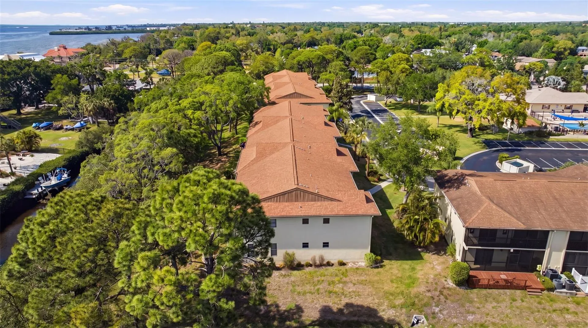 1638 Seascape Circle Tarpon Springs FL 34689