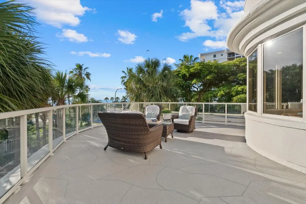 128 Golden Gate Point Sarasota FL 34236