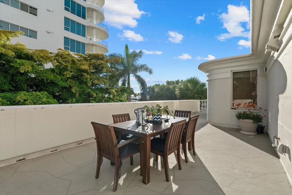 128 Golden Gate Point Sarasota FL 34236