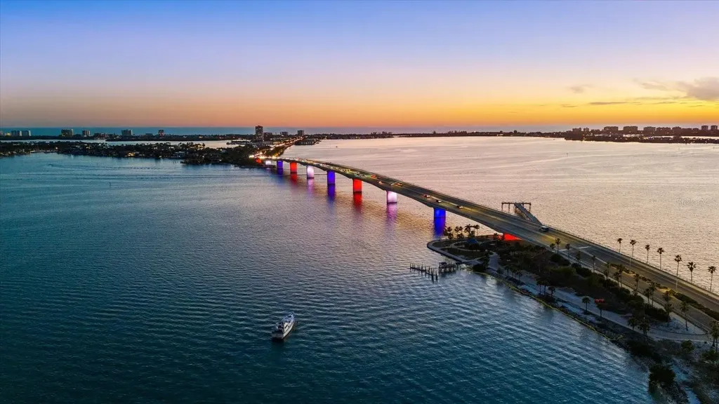 128 Golden Gate Point Sarasota FL 34236