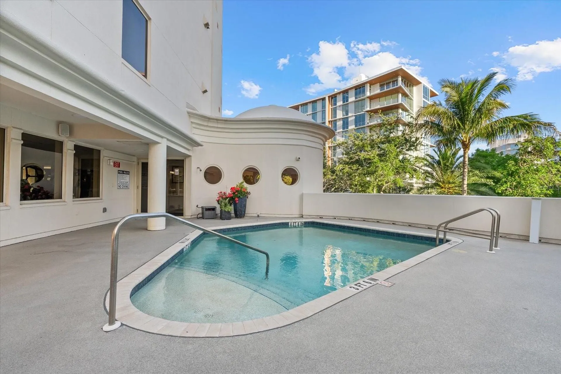 128 Golden Gate Point Sarasota FL 34236