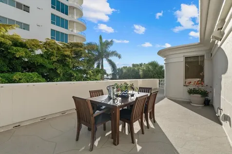 128 Golden Gate Point Sarasota FL 34236