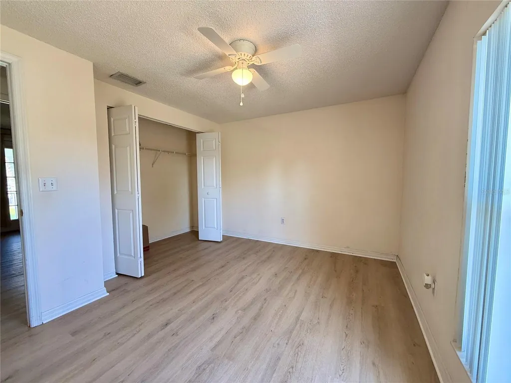 1702 Sunkissed Drive Tarpon Springs FL 34689