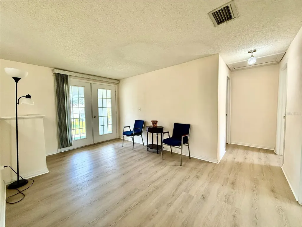 1702 Sunkissed Drive Tarpon Springs FL 34689