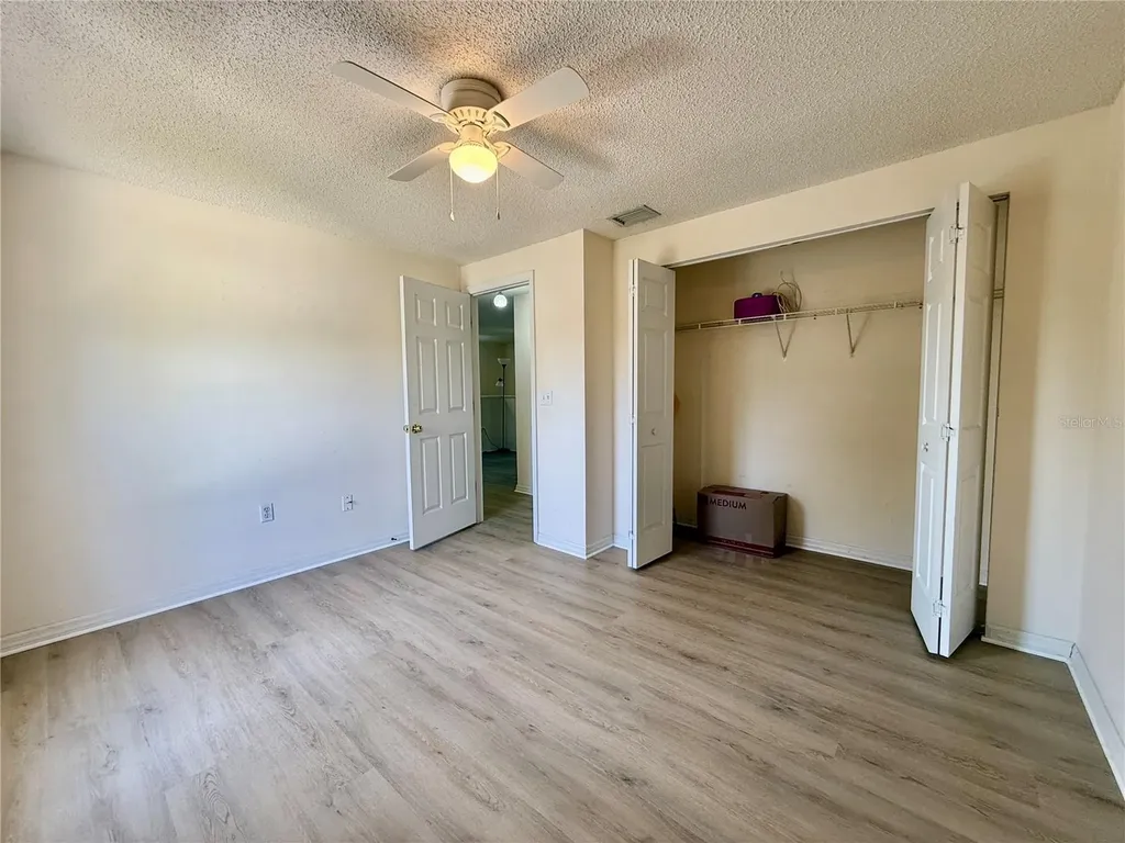 1702 Sunkissed Drive Tarpon Springs FL 34689