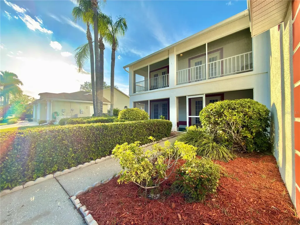 1702 Sunkissed Drive Tarpon Springs FL 34689