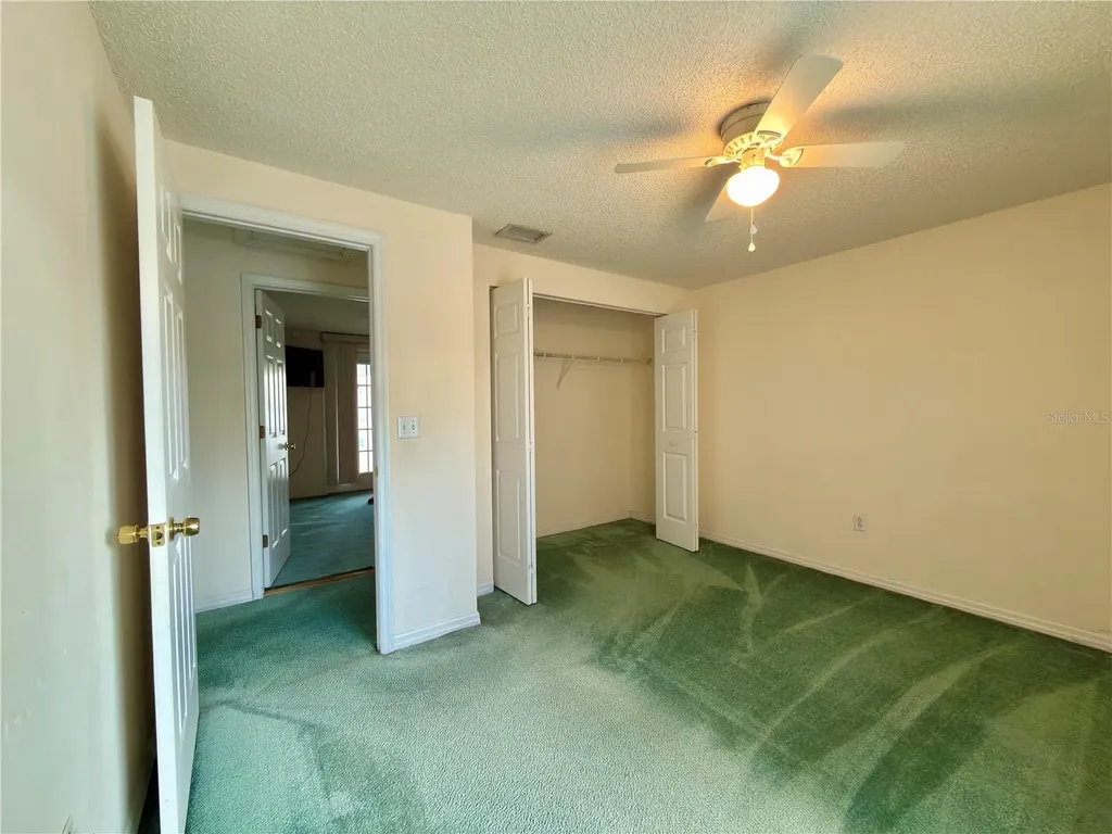 1702 Sunkissed Drive Tarpon Springs FL 34689
