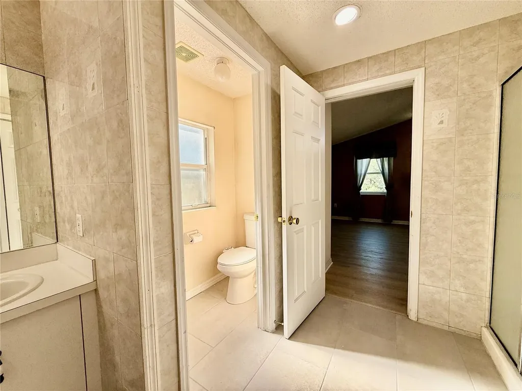 1702 Sunkissed Drive Tarpon Springs FL 34689