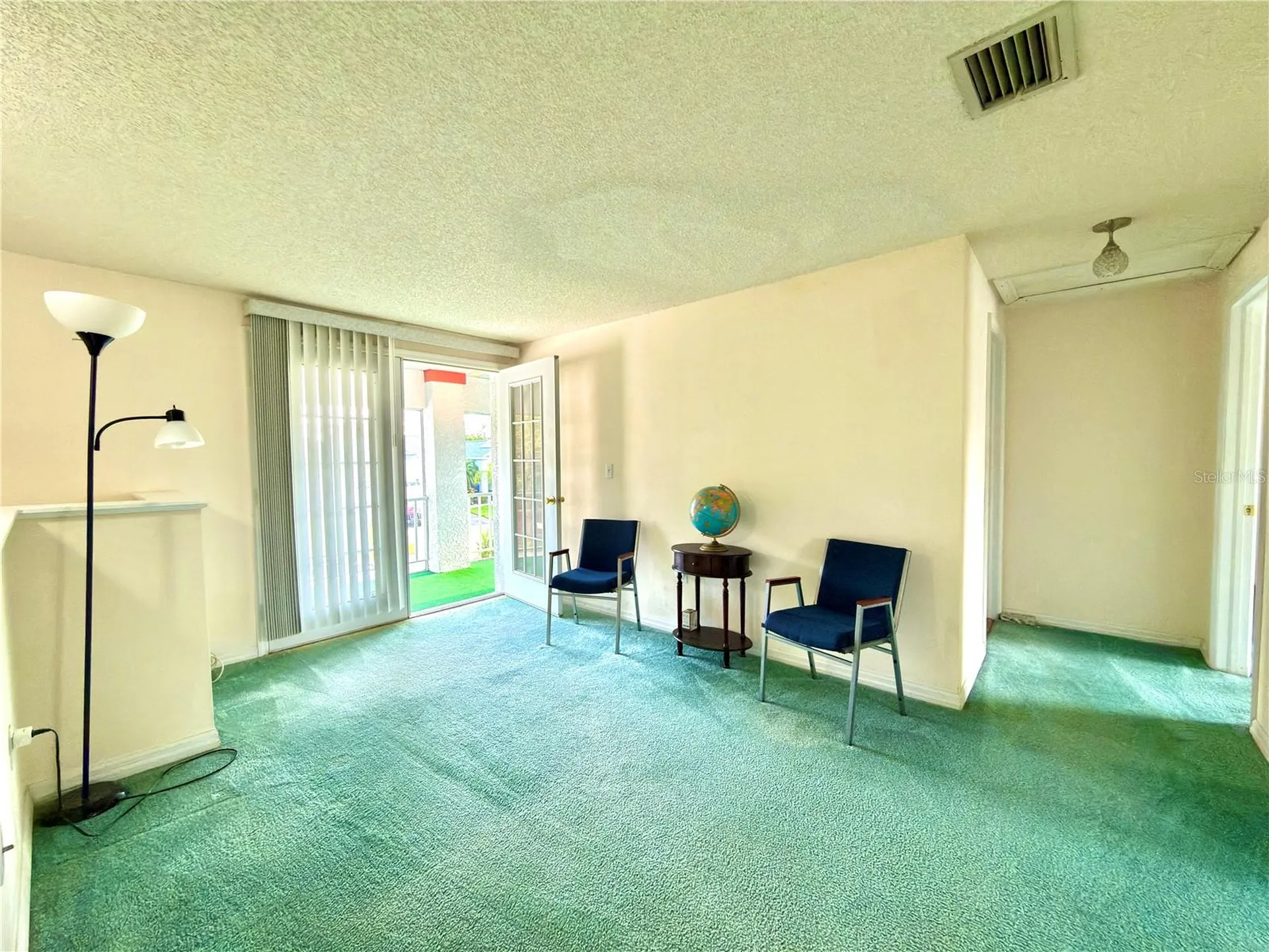 1702 Sunkissed Drive Tarpon Springs FL 34689
