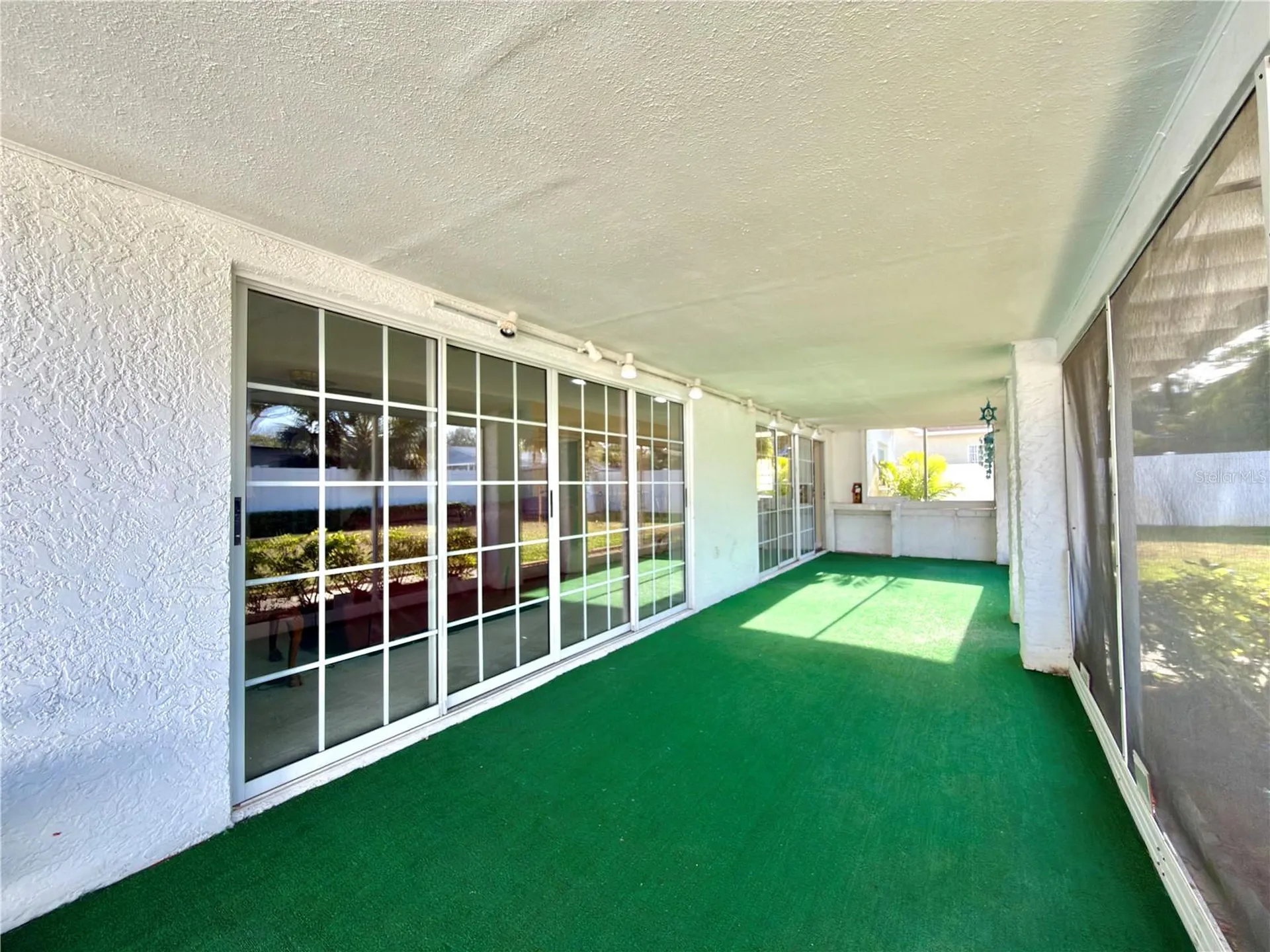 1702 Sunkissed Drive Tarpon Springs FL 34689
