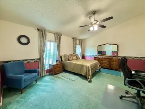 1702 Sunkissed Drive Tarpon Springs FL 34689