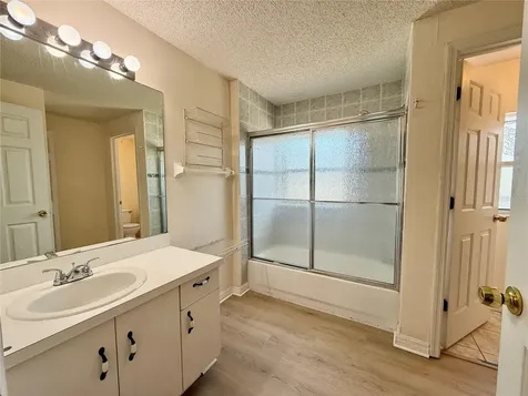 1702 Sunkissed Drive Tarpon Springs FL 34689