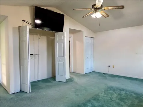 1702 Sunkissed Drive Tarpon Springs FL 34689
